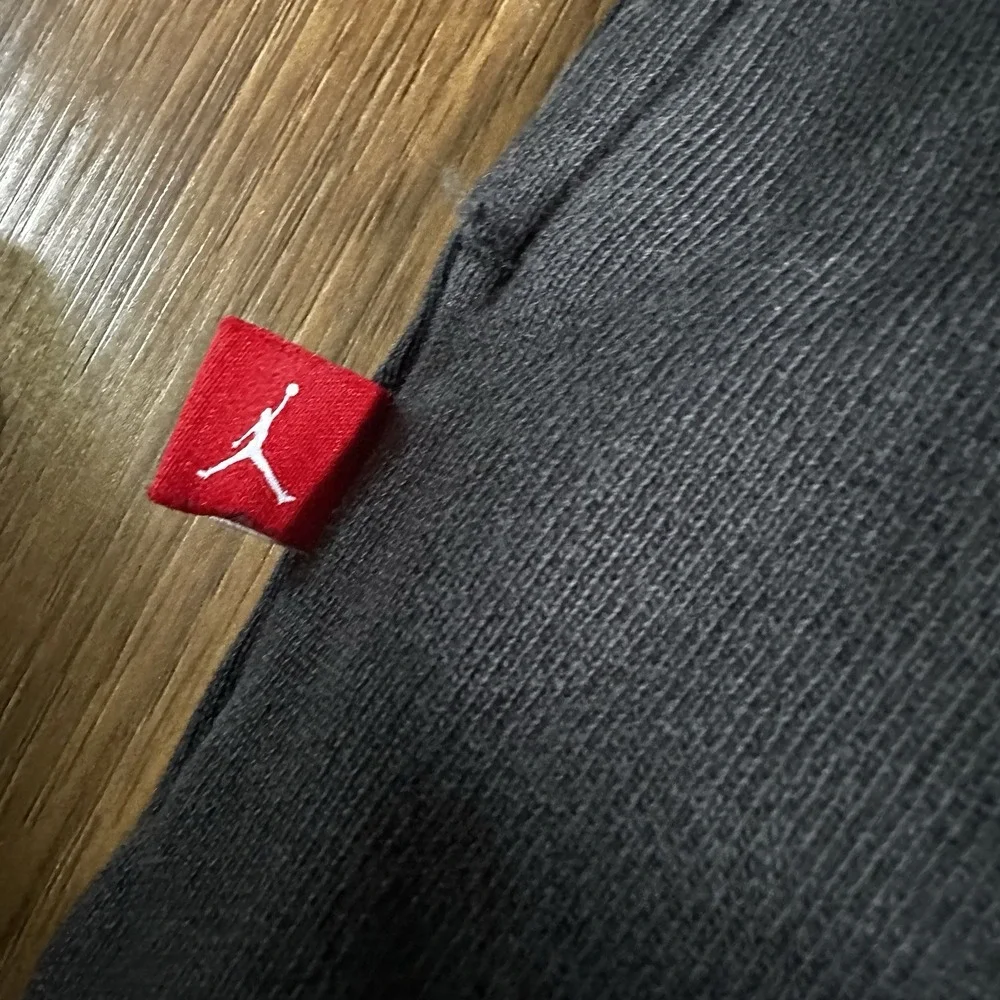 Air Jordan Brand Essentials Sweatpants Men's Small All Over Print Black Joggers